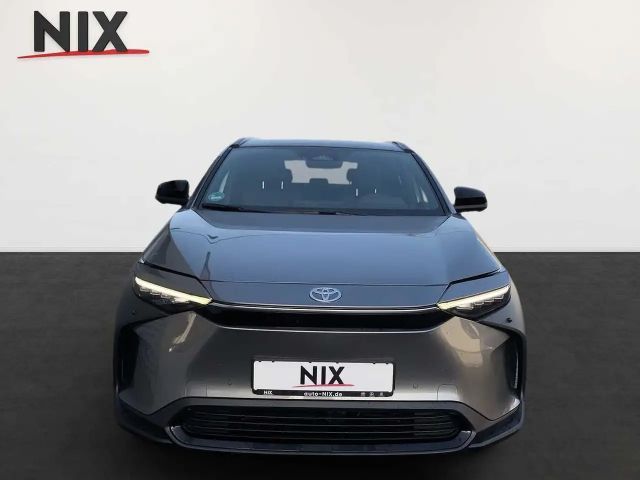 Toyota bZ4X 4x2 Team D