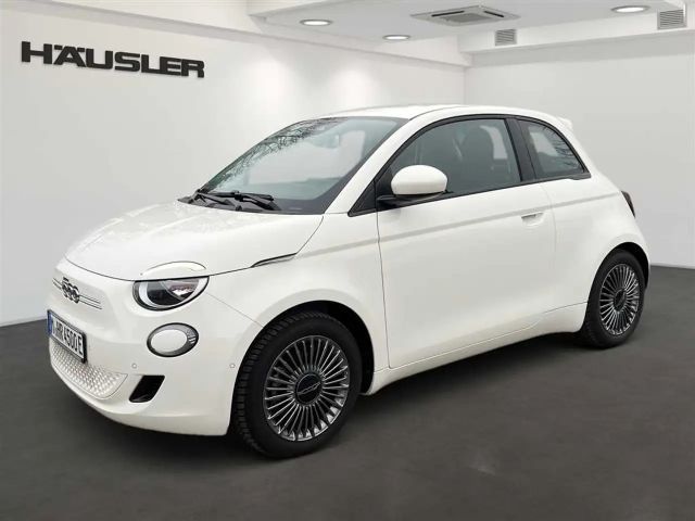 Fiat 500e 3+1 118PS Sitzheizung PDC Klimaautomatik