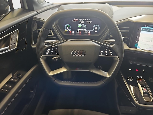 Audi Q4 e-tron SUV 45 e-tron Audi Q4 e-tron