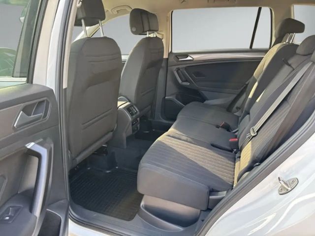 Volkswagen Tiguan 1.5 TSI Allspace Life