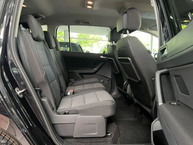 Volkswagen Touran 1.5 TSI Comfortline