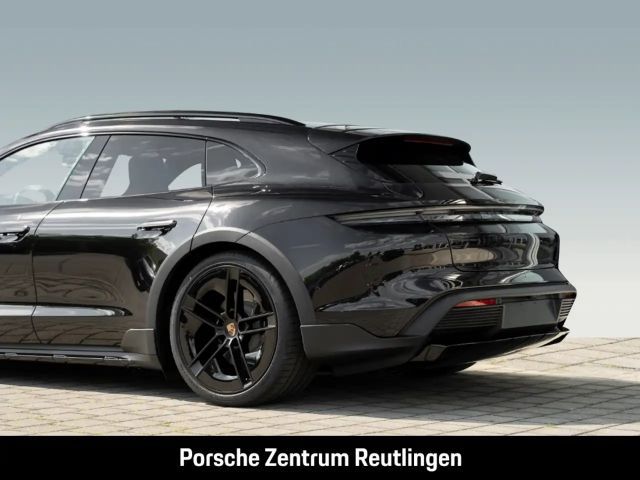 Porsche Taycan 4S Cross Turismo