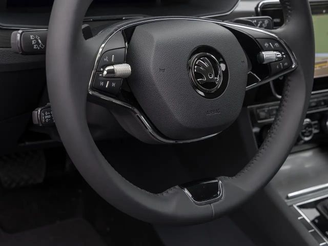 Skoda Superb 2.0 TDI Combi Style Style