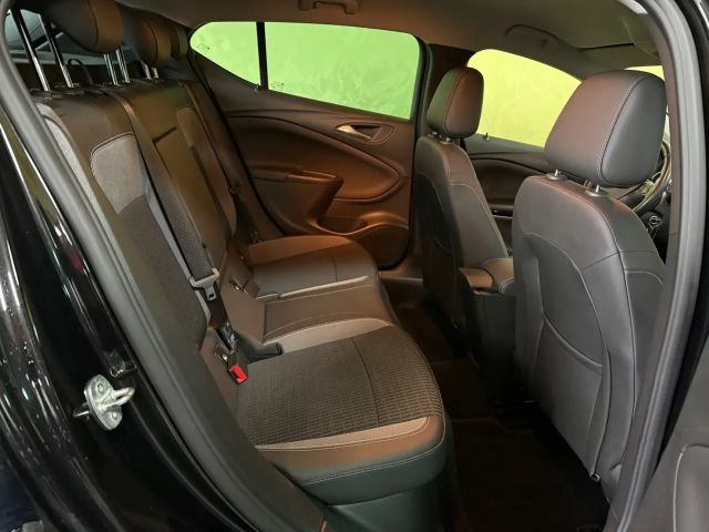 Opel Astra Business Elegance Turbo