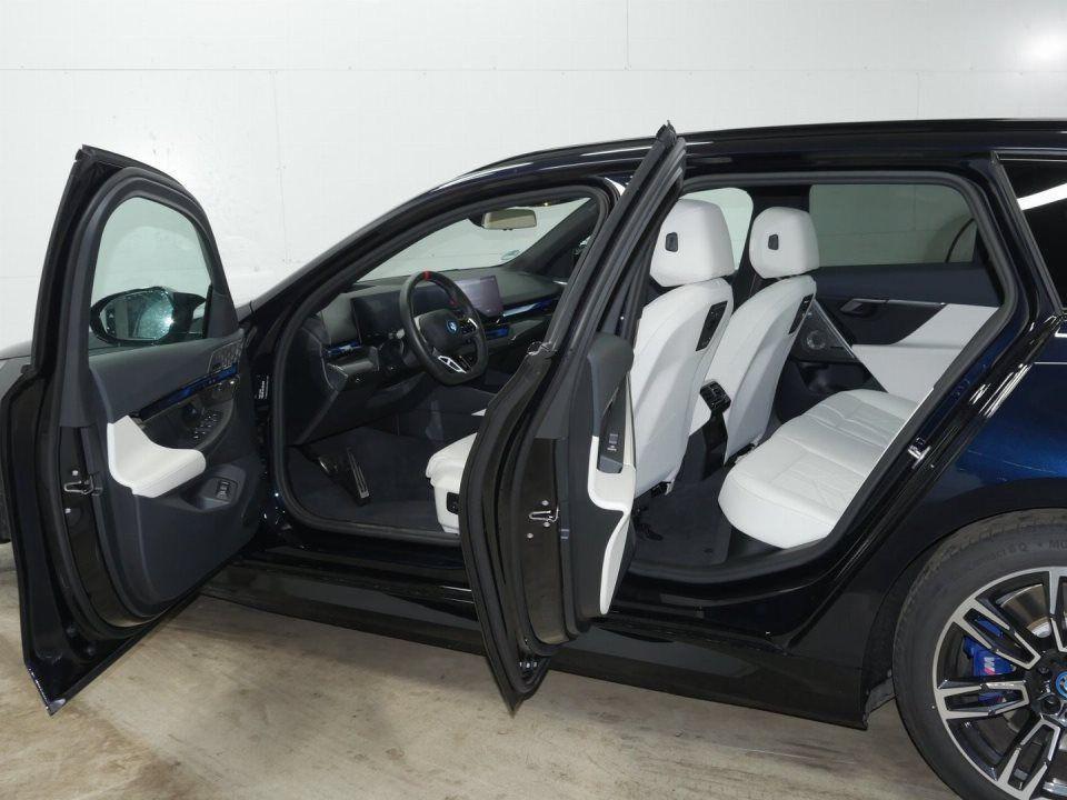 BMW i5 M60 Touring xDrive