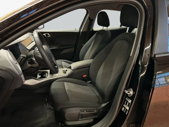 BMW 118 118i Advantage pakket Sedan