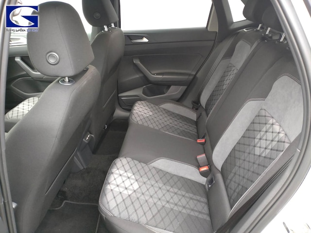 Volkswagen Polo Polo 1.0     R-L  BT070 TSID7F