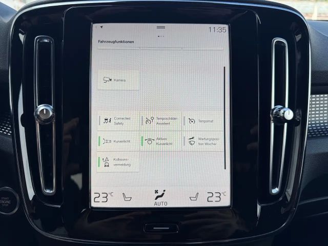 Volvo XC40 R-Design Recharge