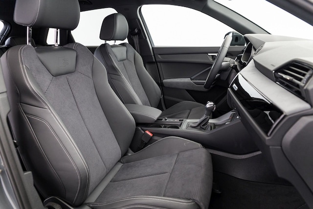 Audi Q3 35 TFSI S-Tronic