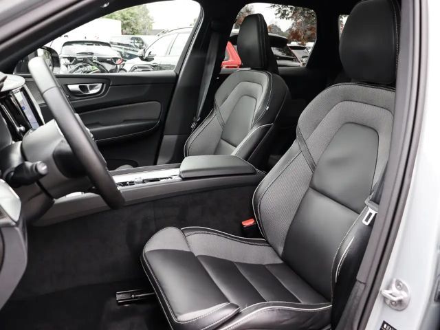 Volvo XC60 AWD Dark Ultimate