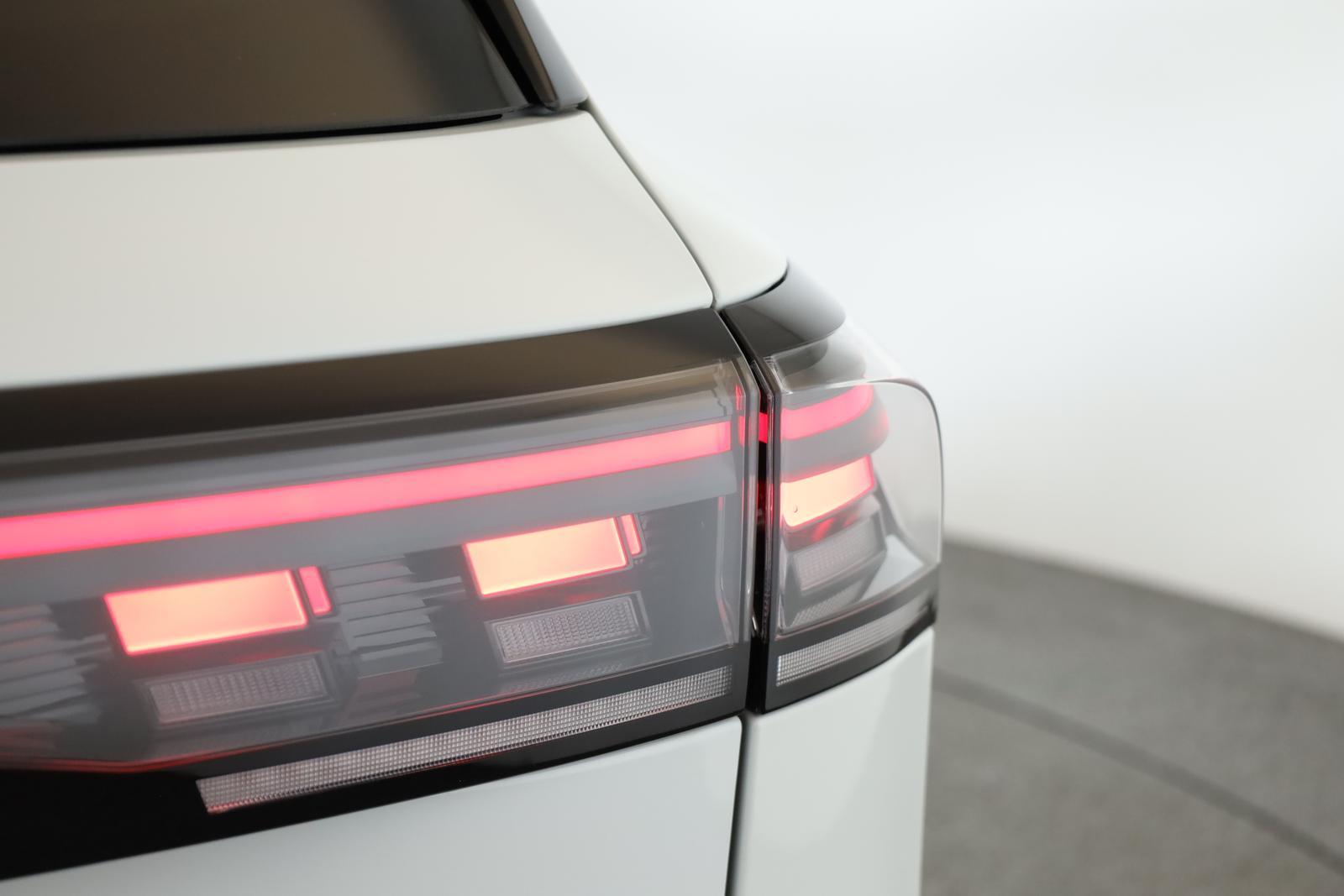 Volkswagen Tiguan 2.0 TDI DSG IQ.Drive R-Line