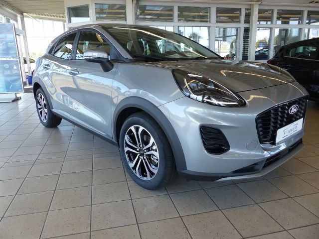 Ford Puma EcoBoost Titanium