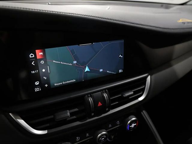 Alfa Romeo Giulia AT8 AWD Q4