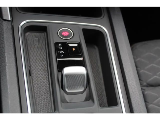 Seat Leon 1.5 TSI DSG FR-lijn Sportstourer