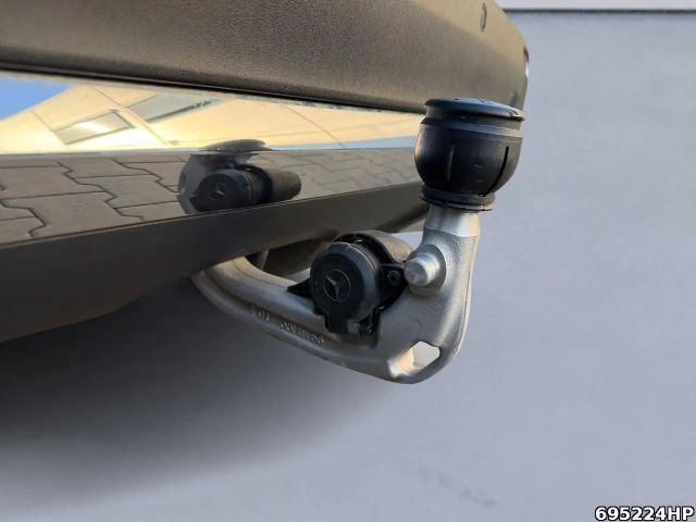 Mercedes-Benz GLA 180 Progressive