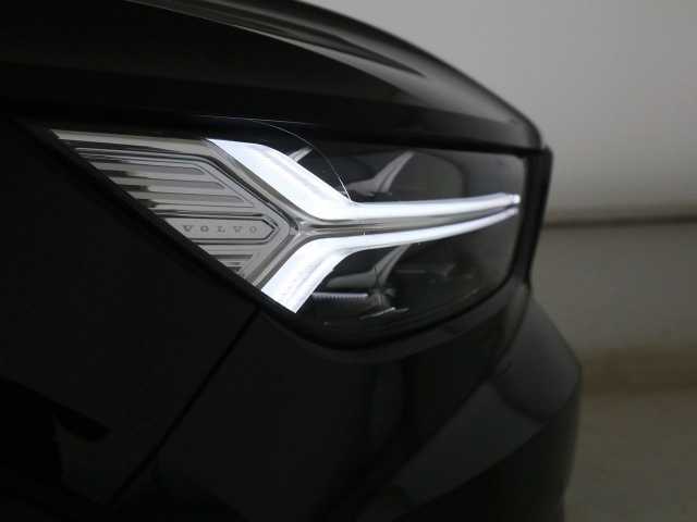 Volvo XC40 R-Design Recharge T5