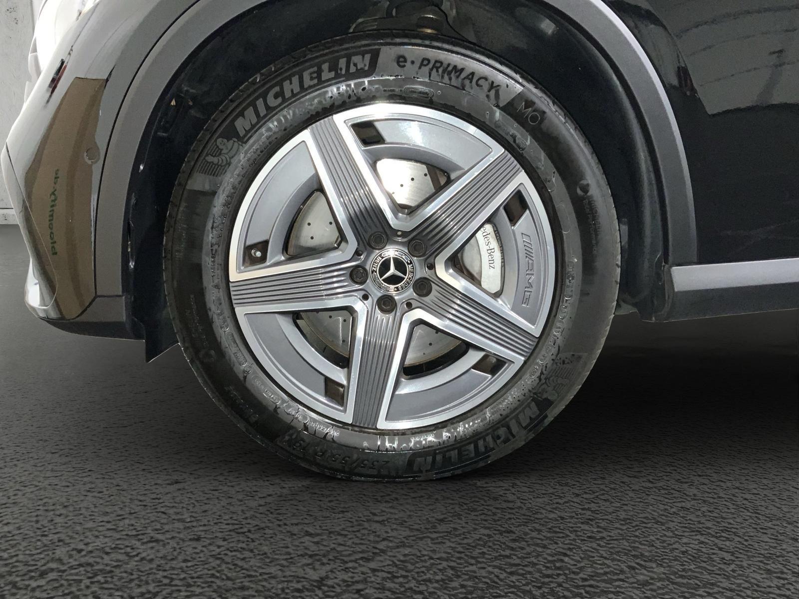 Mercedes-Benz GLC 300 4MATIC AMG Line GLC 300 d