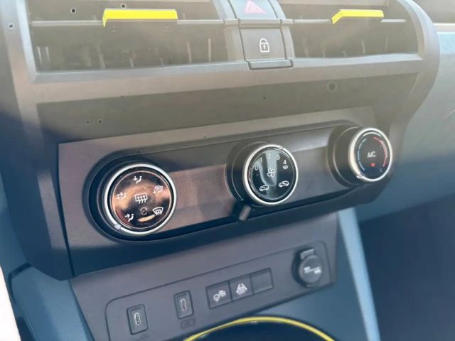 Fiat Grande Panda Hybrid 100 6-Gang eDCT Icon