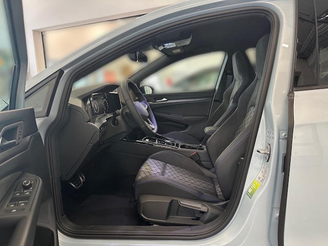 Volkswagen Golf 1.5 eTSI Golf VIII