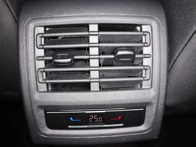 Volkswagen Golf 2.0 TSI DSG GTI