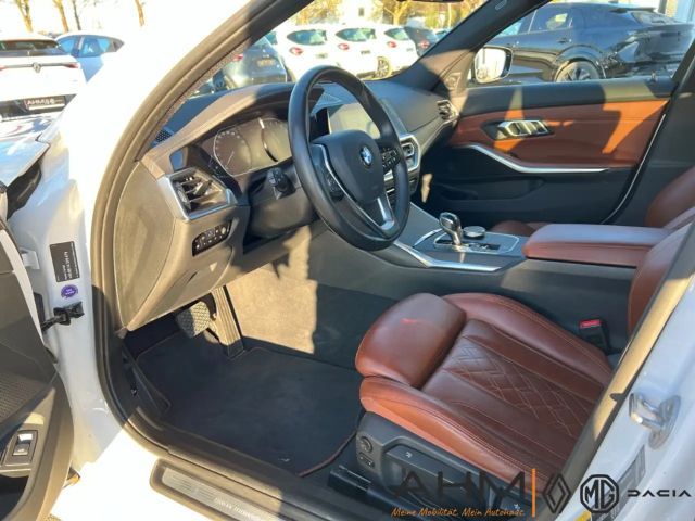 BMW 330 330e Luxury Line Touring