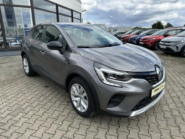 Renault Captur EDC Evolution Hybrid