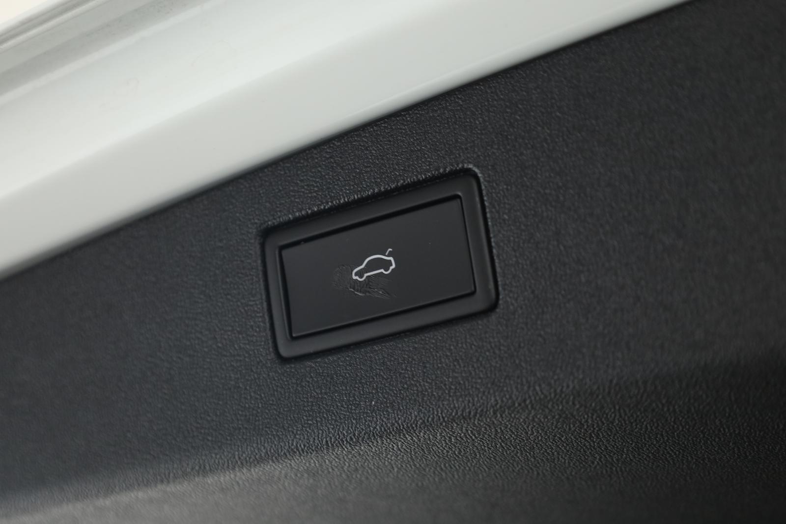 Volkswagen Tiguan 2.0 TSI DSG IQ.Drive R-Line