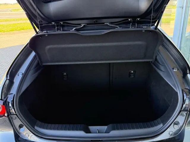 Mazda 3 Homura SkyActiv e-Skyactiv