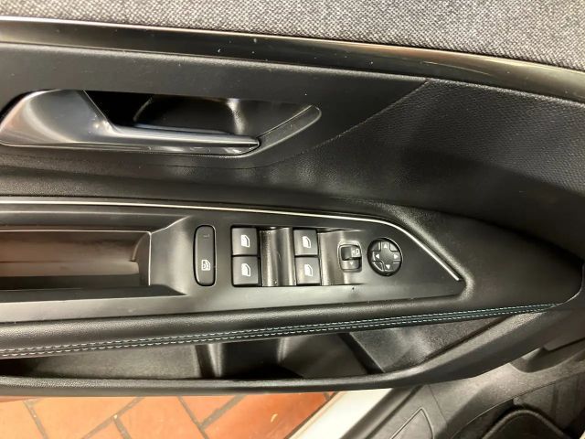 Peugeot 3008 Allure Pack PureTech