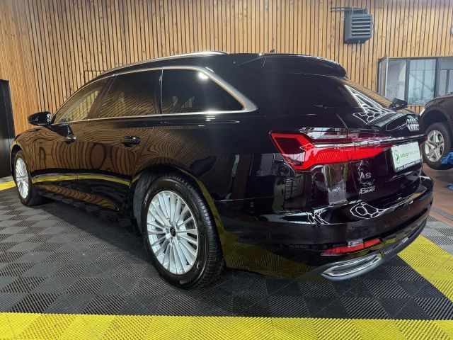 Audi A6 Avant Quattro
