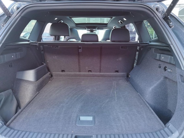 Volkswagen Tayron 2.0 TDI 4Motion DSG R-Line