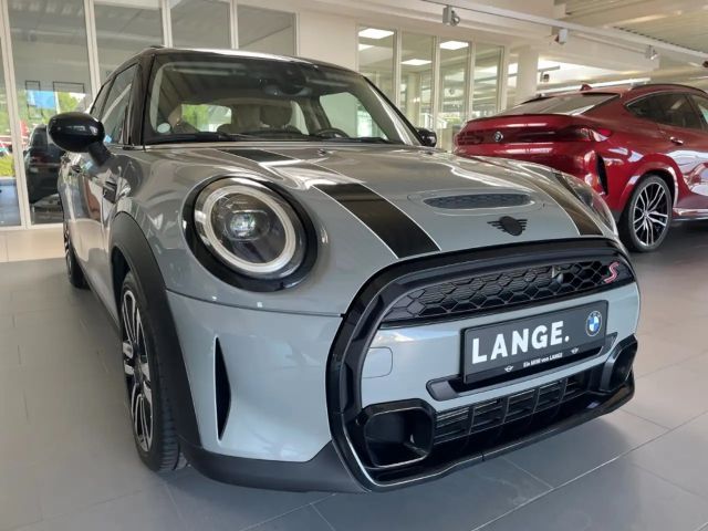 MINI Cooper S Driving Ass. CarPlay RFK SHZ PDC Sports