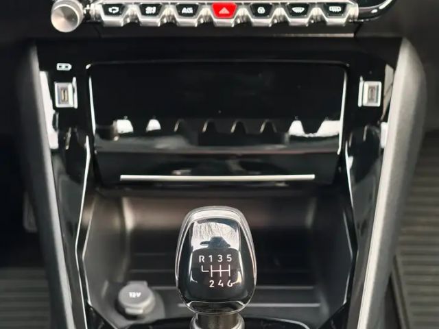 Peugeot 208 Allure Pack