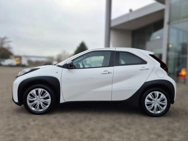 Toyota Aygo X Hatchback Play