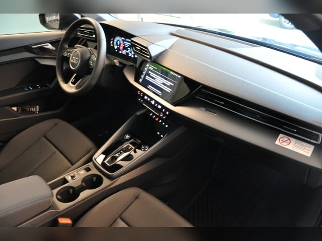 Audi A3 30 TFSI S-Tronic Sportback