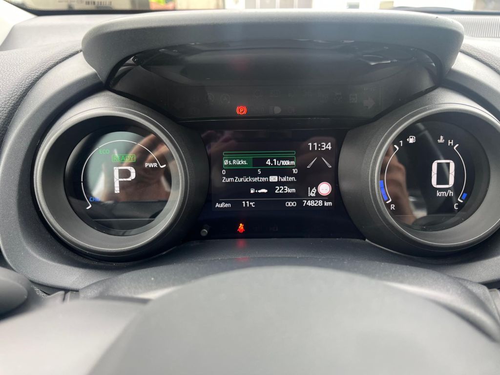 Toyota Yaris 5-deurs Basis Team D