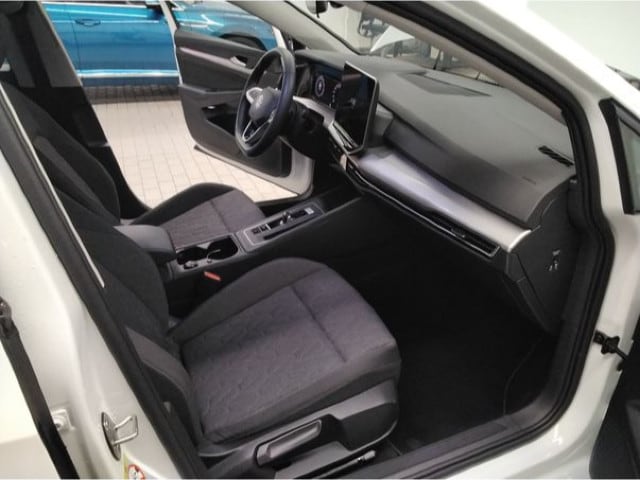 Volkswagen Golf Life eHybrid