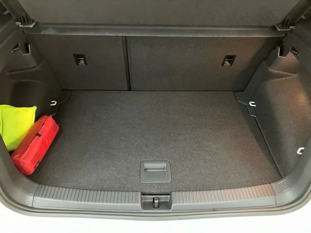 Volkswagen T-Cross 1.0 TSI DSG R-Line