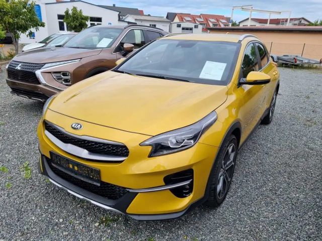 Kia XCeed 1,5 TOP HU/AU neu Ganzjahrereifen