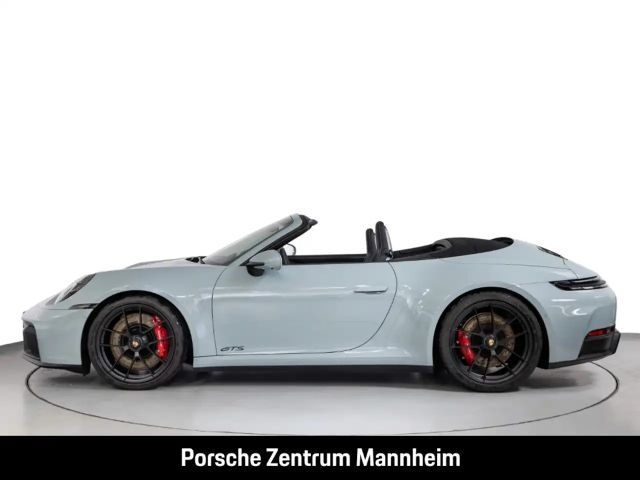 Porsche 992 Cabrio Carrera GTS