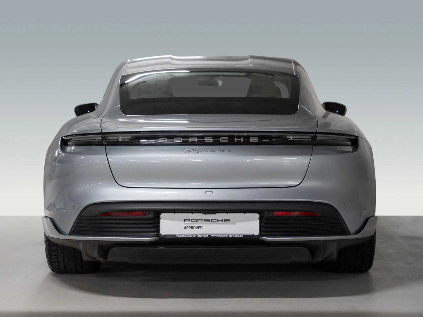Porsche Taycan 4S