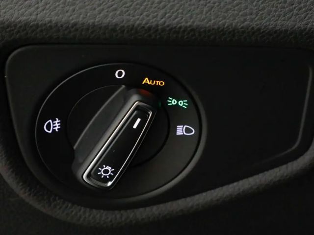 Volkswagen Touran 1.5 TSI DSG