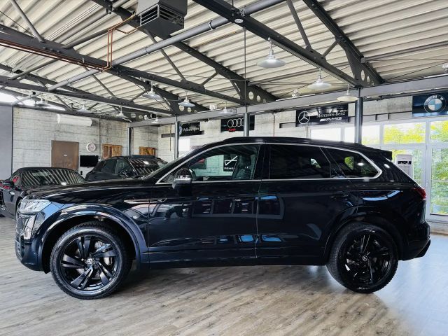 Volkswagen Touareg 4Motion R-Line