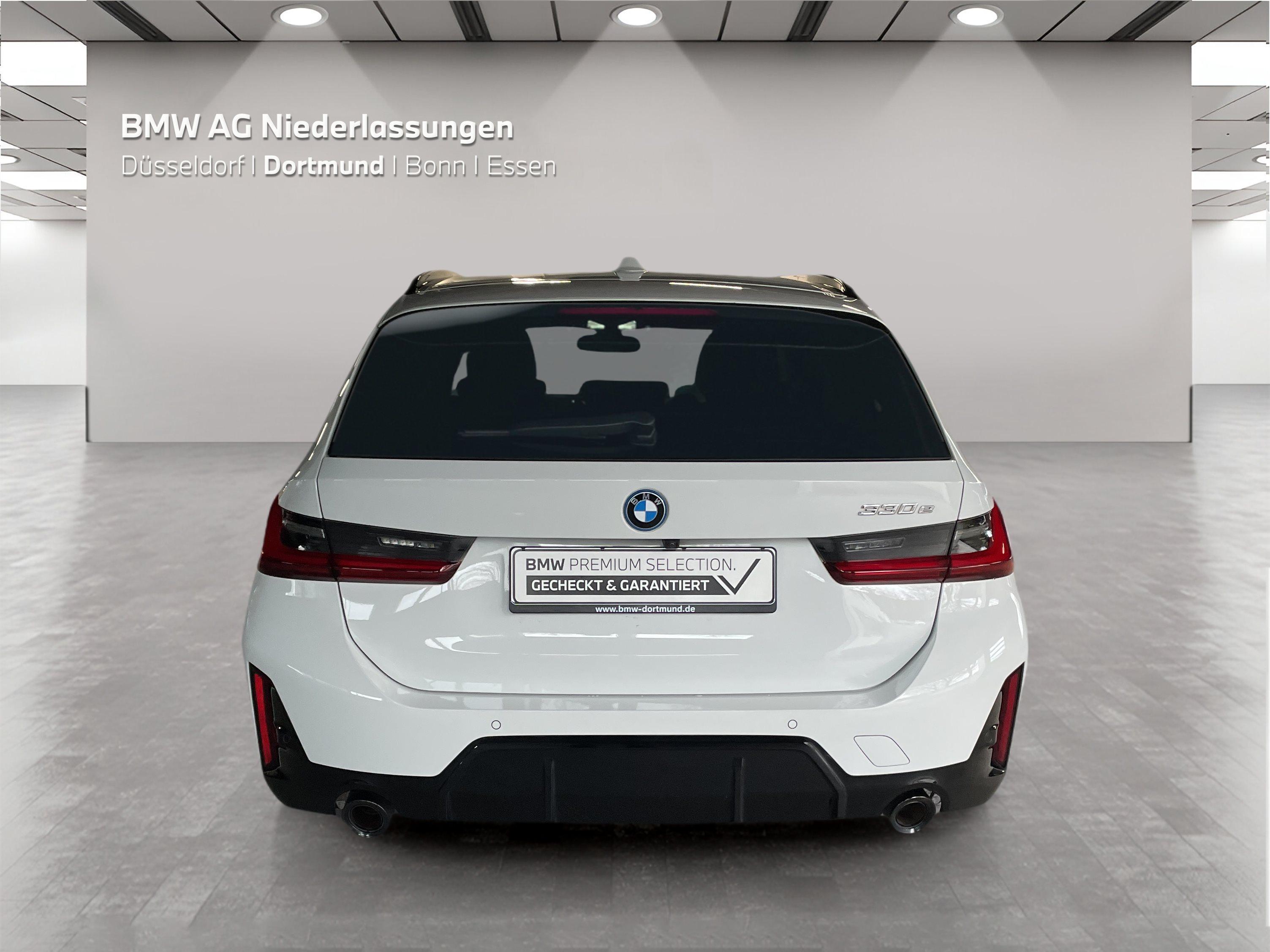 BMW 330 330e Touring