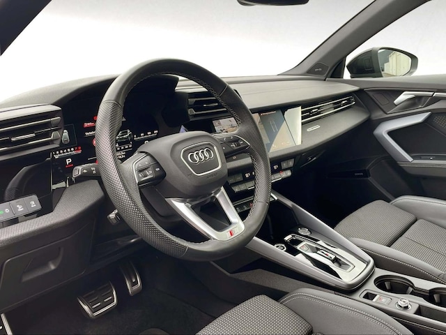 Audi A3 35 TFSI S-Line S-Tronic Sportback