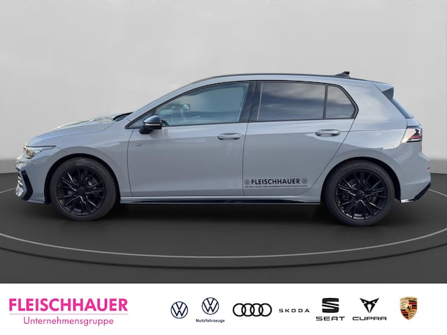 Volkswagen Golf 2.0 TDI DSG Golf VIII R-Line