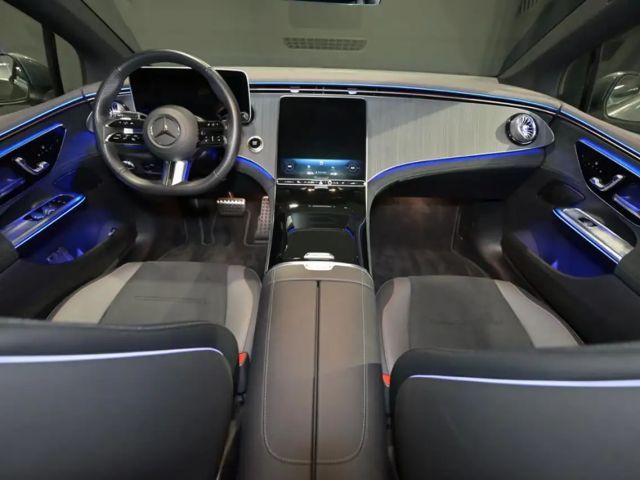 Mercedes-Benz EQE 300 AMG Line Sedan