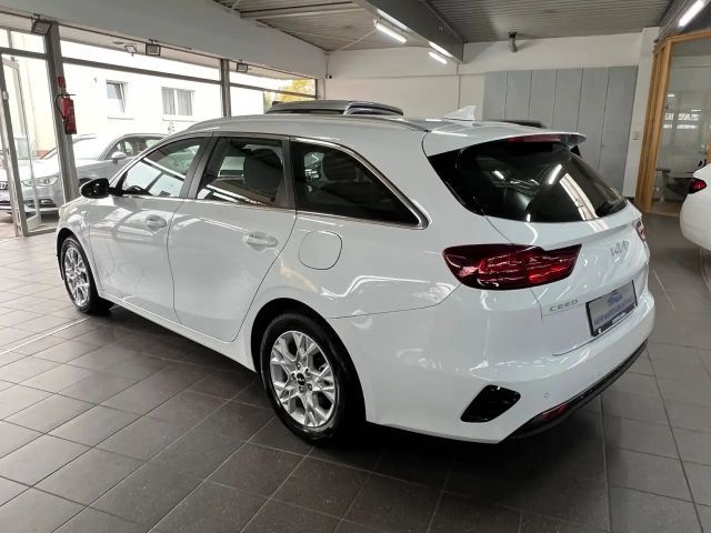Kia Ceed CRDi SportWagon Vision