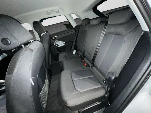 Audi Q3 35 TDI S-Tronic