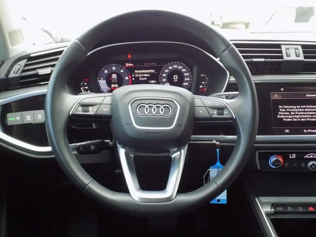 Audi Q3 35 TDI Business Sportback